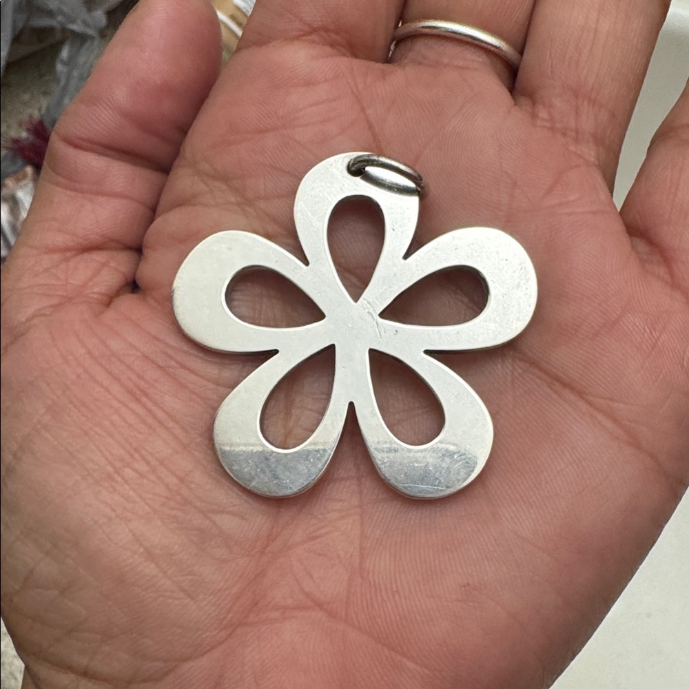 James Avery Silver Flower Pendant Necklace - Picture 3 of 5
